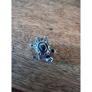 Adorable Pandora Sea Turtle charm